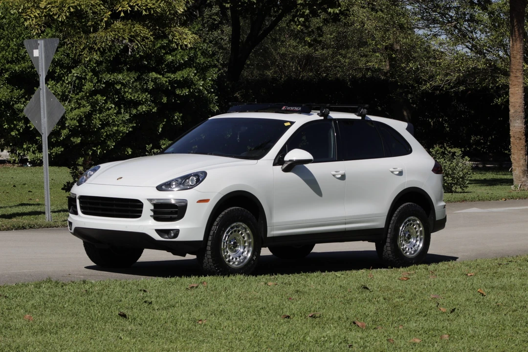 2016 Porsche 958 Cayenne - Image 8 of 31
