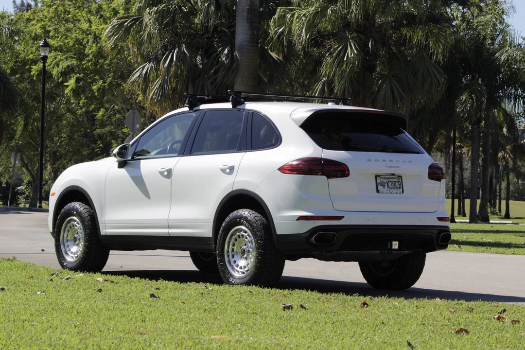 2016 Porsche 958 Cayenne - Image 19 of 31