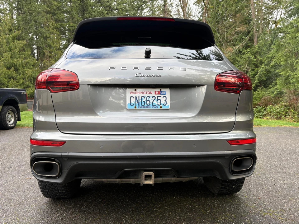 2016 Porsche 958 Cayenne - Image 10 of 31