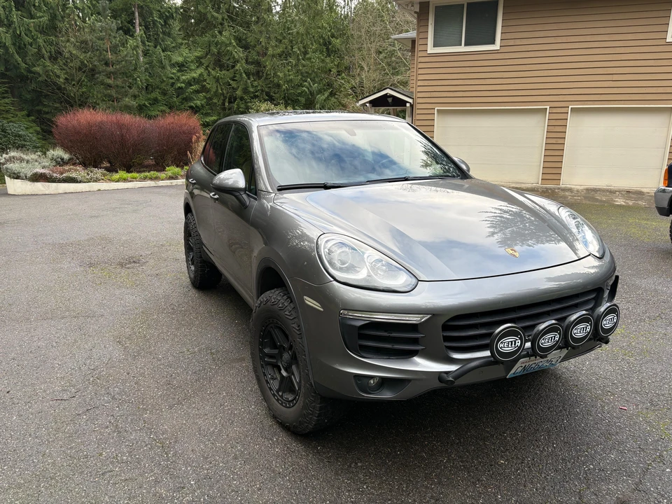 2016 Porsche 958 Cayenne - Image 13 of 31