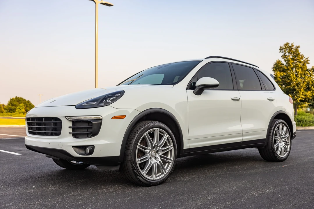 2016 Porsche 958 Cayenne - Image 5 of 31