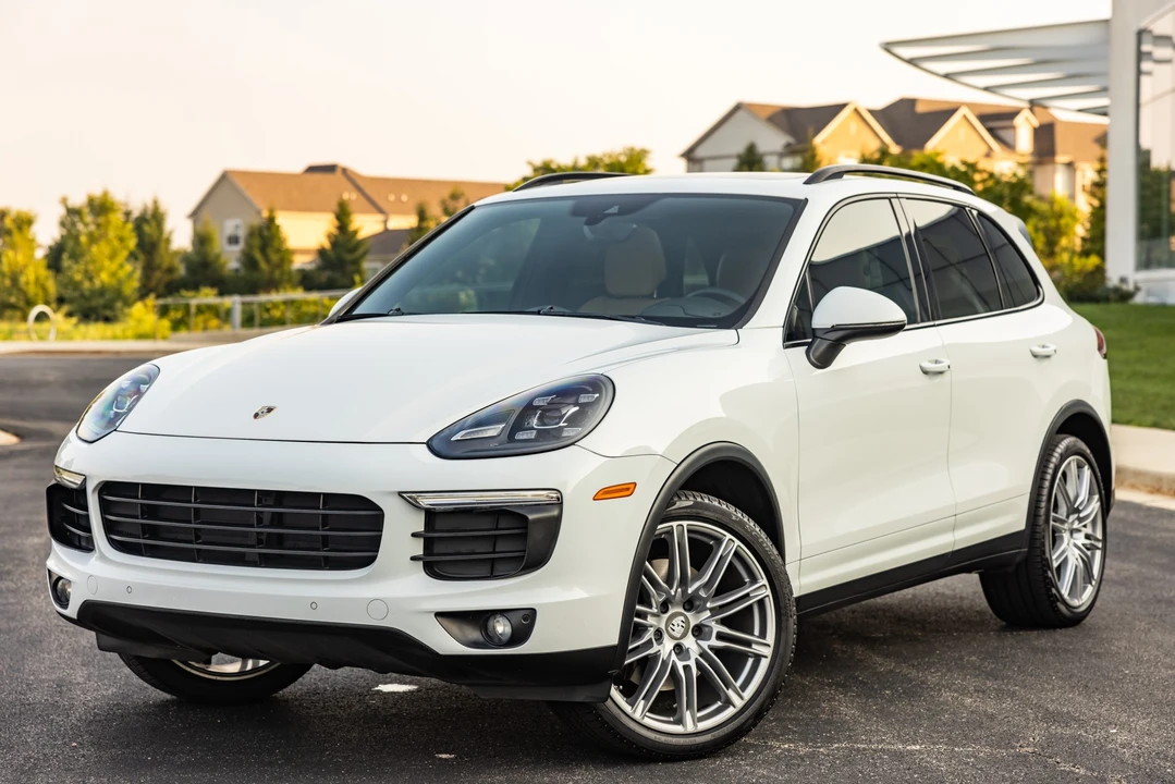2016 Porsche 958 Cayenne - Image 4 of 31