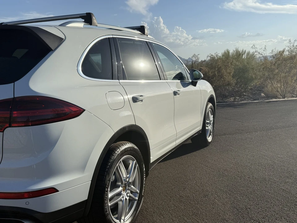 2016 Porsche 958 Cayenne - Image 18 of 31