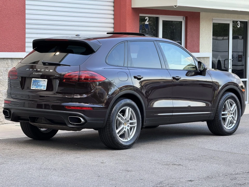 2016 Porsche 958 Cayenne - Image 14 of 31