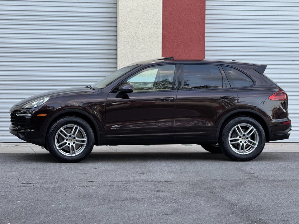 2016 Porsche 958 Cayenne - Image 21 of 31