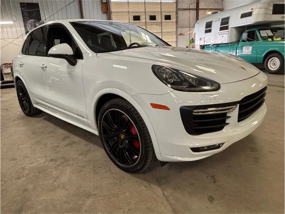 2016 Porsche 958 Cayenne - Image 9 of 31