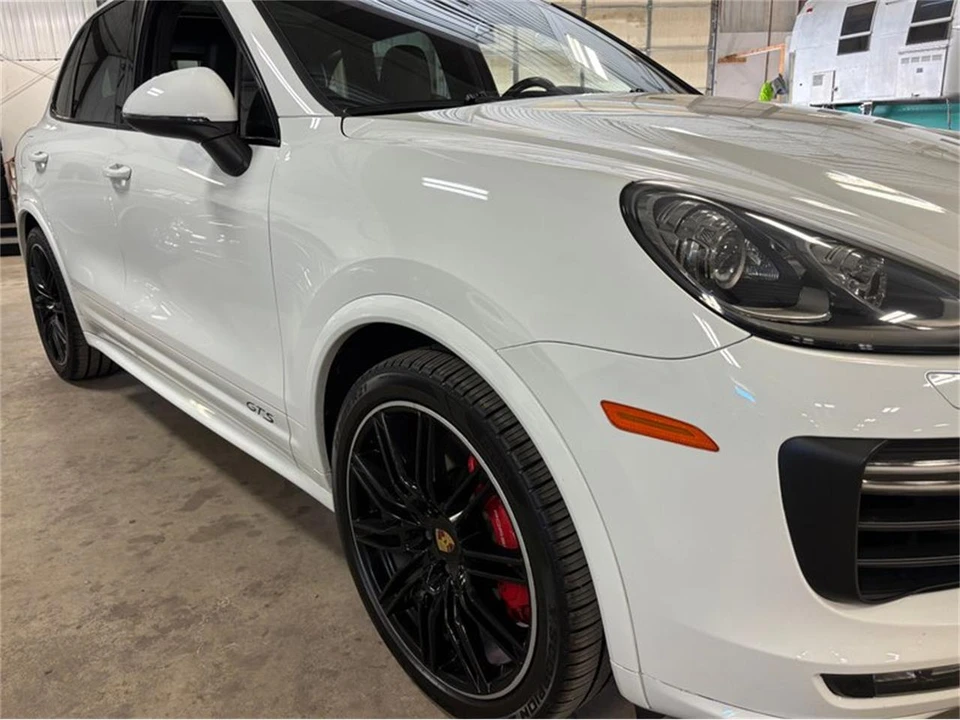 2016 Porsche 958 Cayenne - Image 14 of 31