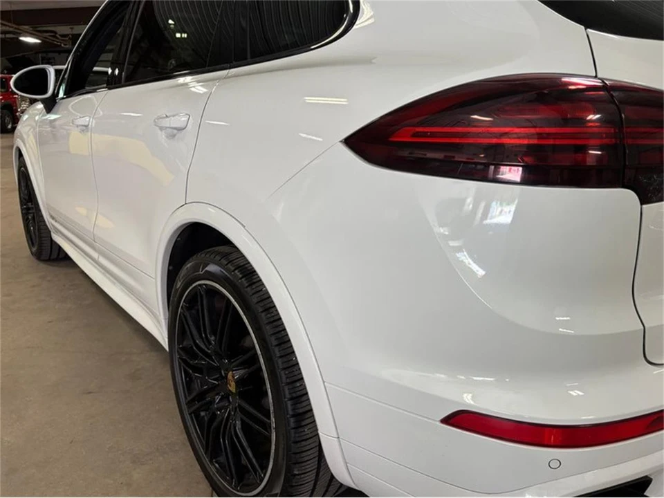 2016 Porsche 958 Cayenne - Image 12 of 31