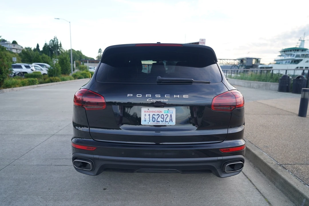 2016 Porsche 958 Cayenne - Image 9 of 13