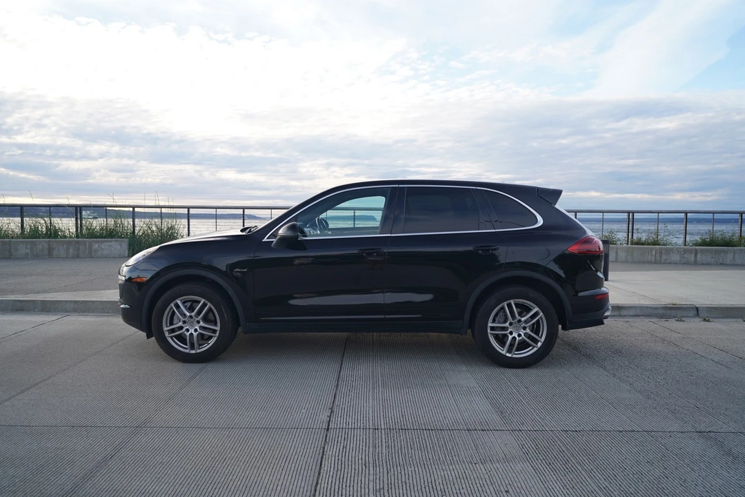 2016 Porsche 958 Cayenne - Image 3 of 13