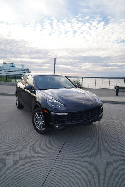 2016 Porsche 958 Cayenne - Image 2 of 13