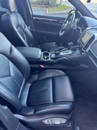 2016 Porsche 958 Cayenne - Image 7 of 20