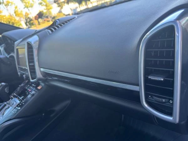 2016 Porsche 958 Cayenne - Image 5 of 20