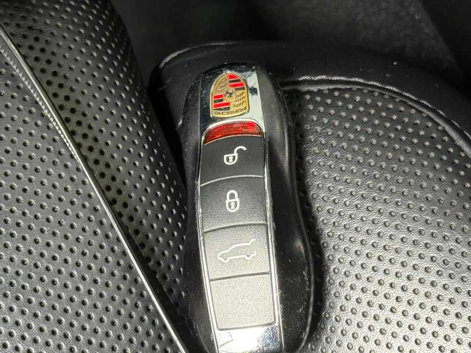 2016 Porsche 958 Cayenne - Image 4 of 22