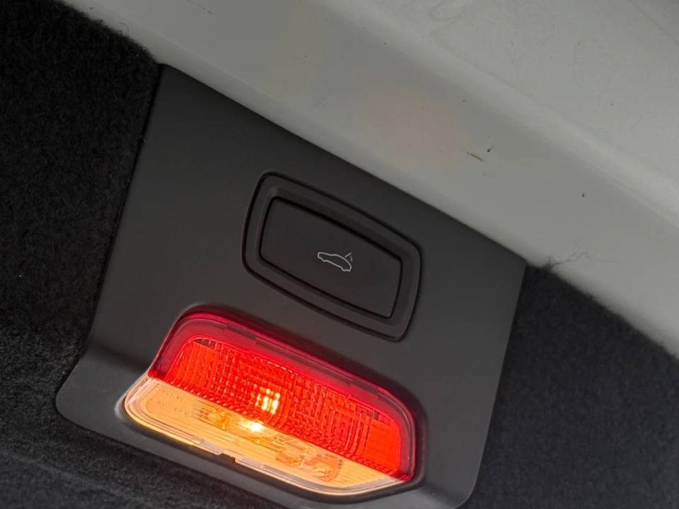 2016 Porsche 958 Cayenne - Image 18 of 22