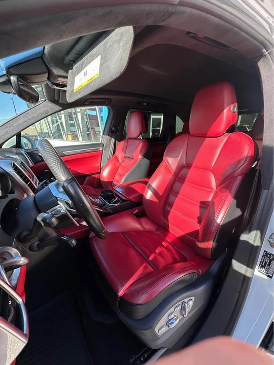 2016 Porsche 958 Cayenne GTS - Image 6 of 7