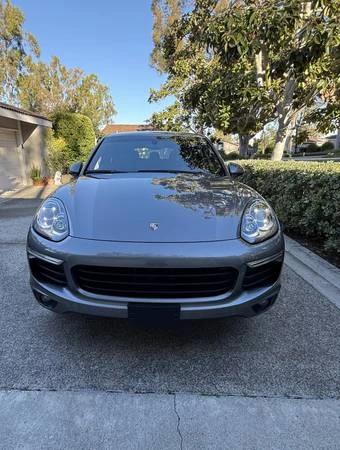 2016 Porsche 958 Cayenne - Image 4 of 6