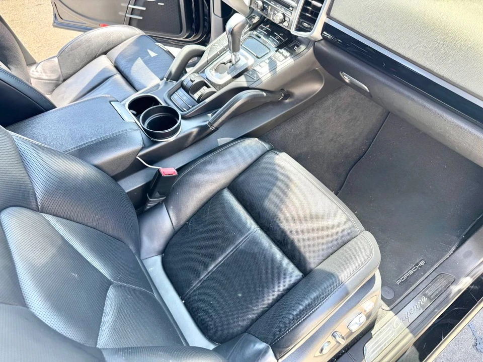 2016 Porsche 958 Cayenne - Image 7 of 11