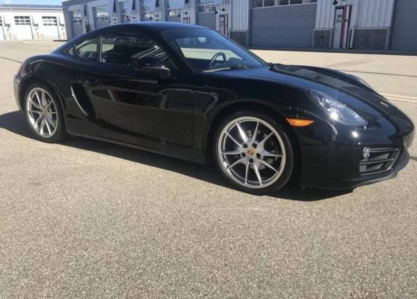 2016 Porsche 981 Cayman - Image 2 of 11