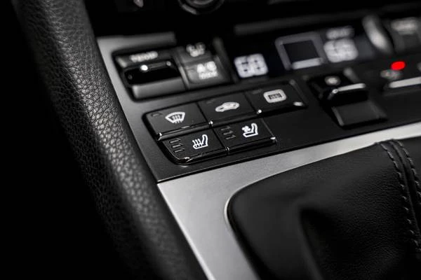2016 Porsche 981 Cayman - Image 5 of 11