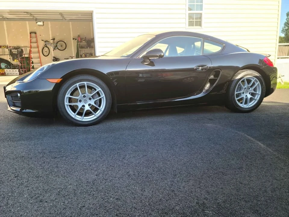 2016 Porsche 981 Cayman - Image 6 of 10