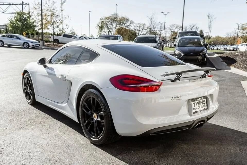 2016 Porsche 981 Cayman - Image 19 of 20