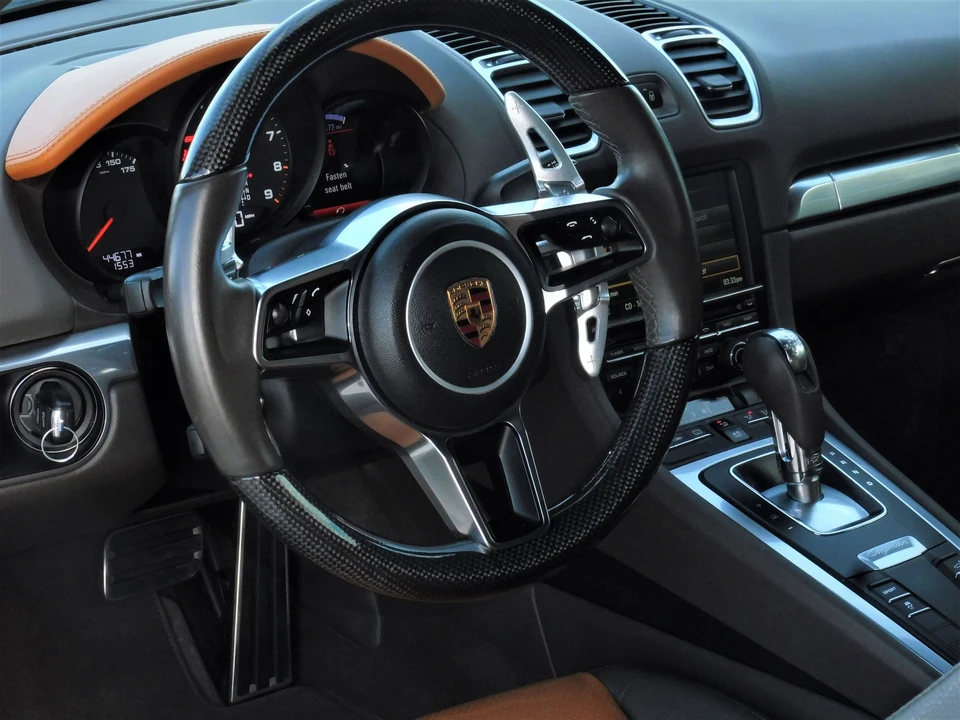 2016 Porsche 981 Cayman - Image 21 of 31