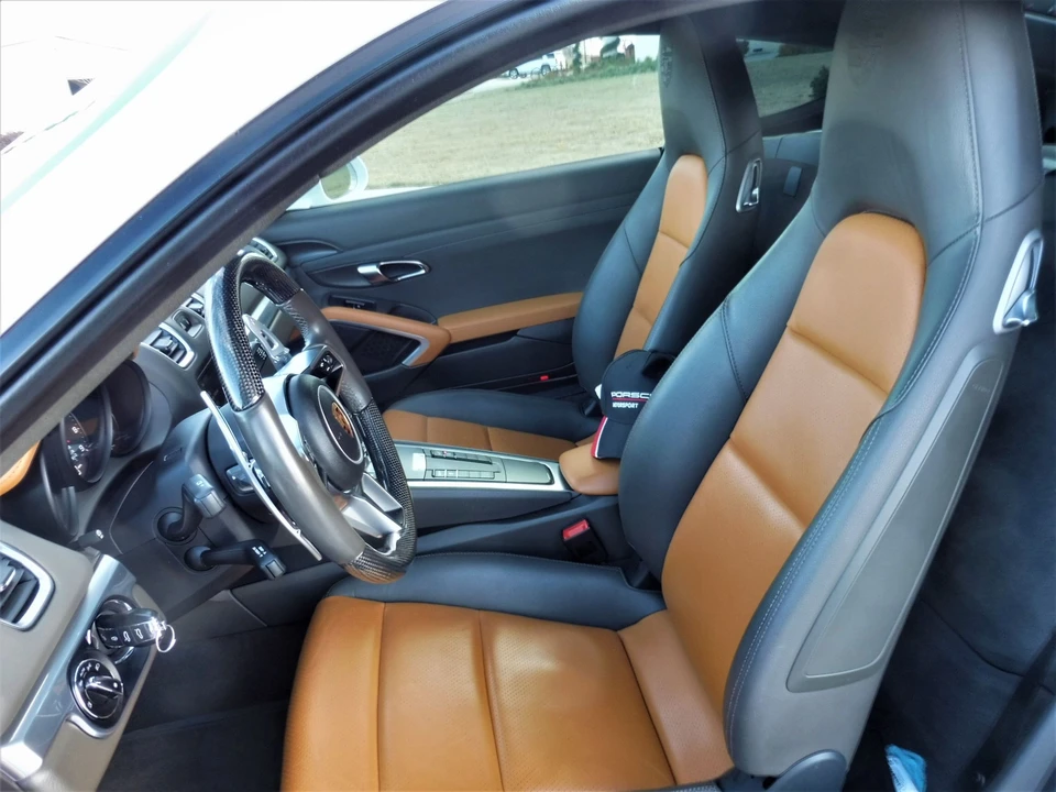 2016 Porsche 981 Cayman - Image 22 of 31