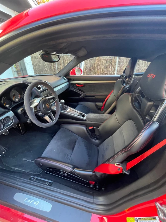 2016 Porsche 981 Cayman GT4 - Image 4 of 4