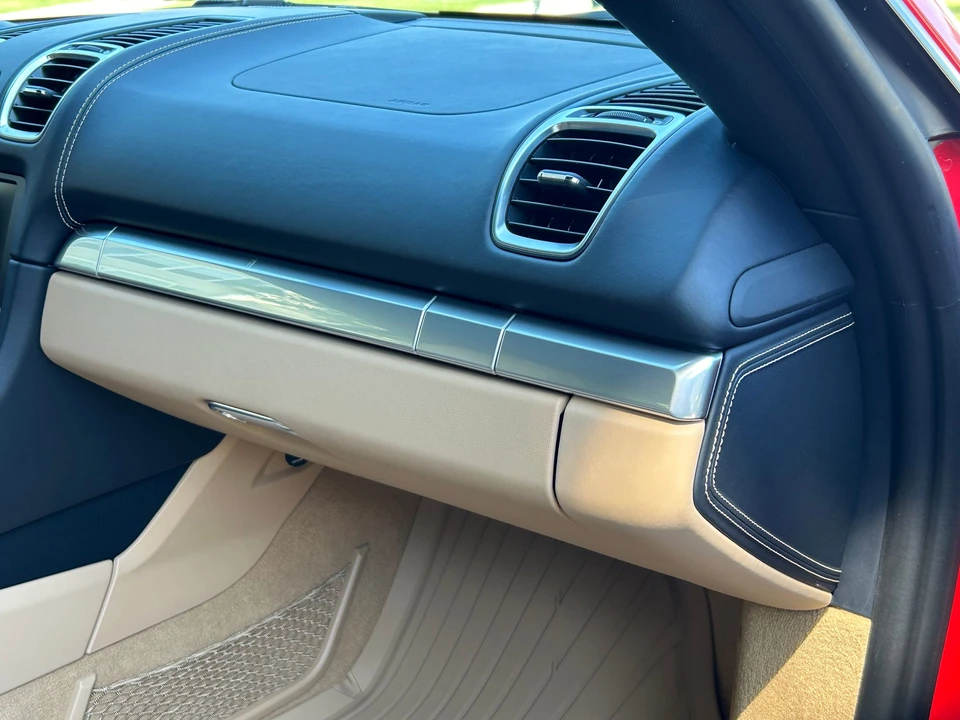 2016 Porsche 981 Cayman - Image 23 of 27