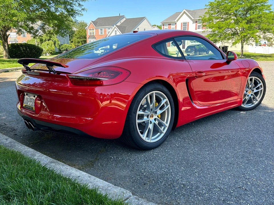2016 Porsche 981 Cayman - Image 5 of 27