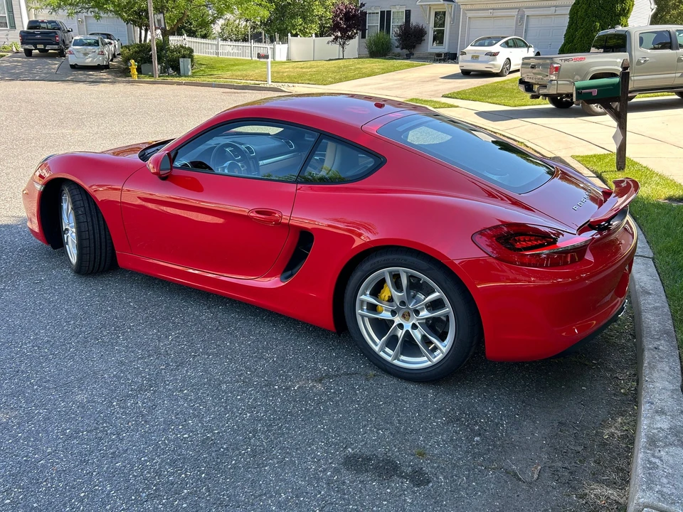 2016 Porsche 981 Cayman - Image 3 of 27