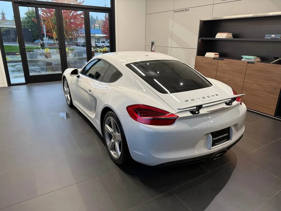 2016 Porsche 981 Cayman - Image 2 of 6