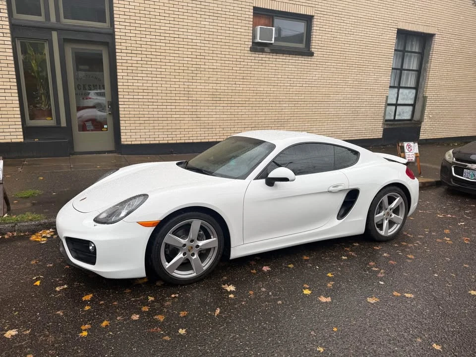 2016 Porsche 981 Cayman - Image 4 of 6