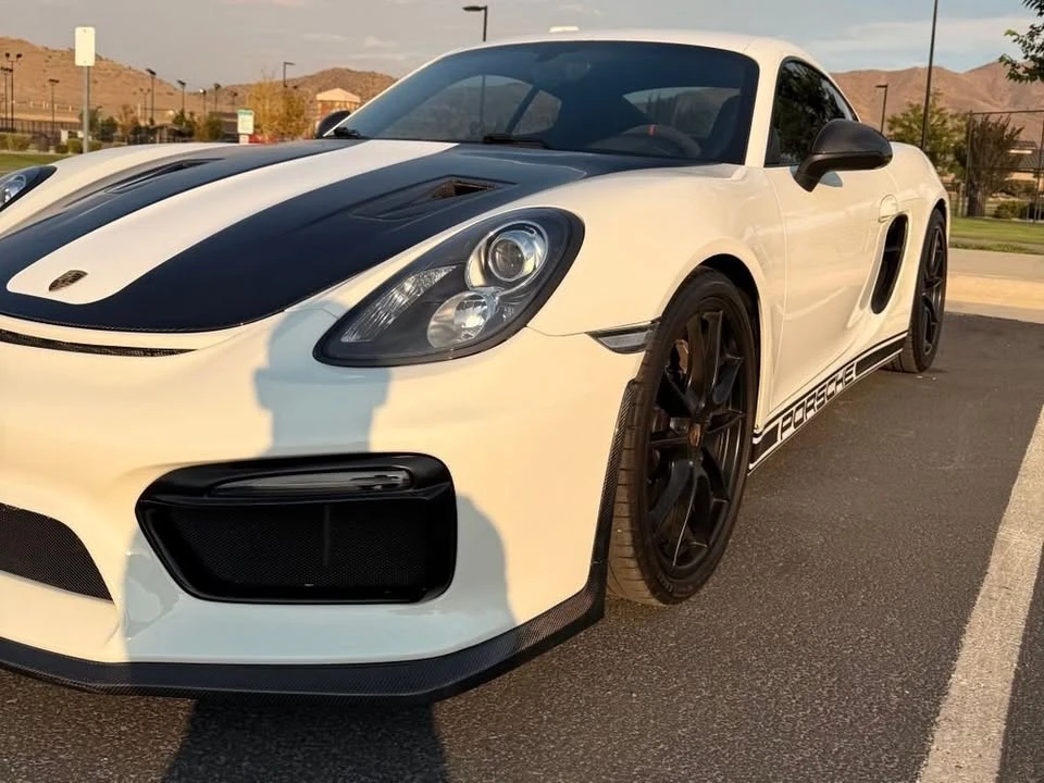 2016 Porsche 981 Cayman - Image 2 of 20