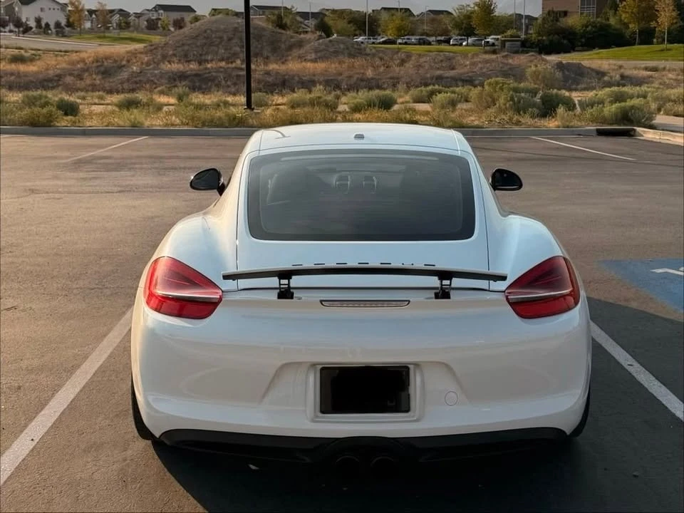 2016 Porsche 981 Cayman - Image 10 of 20
