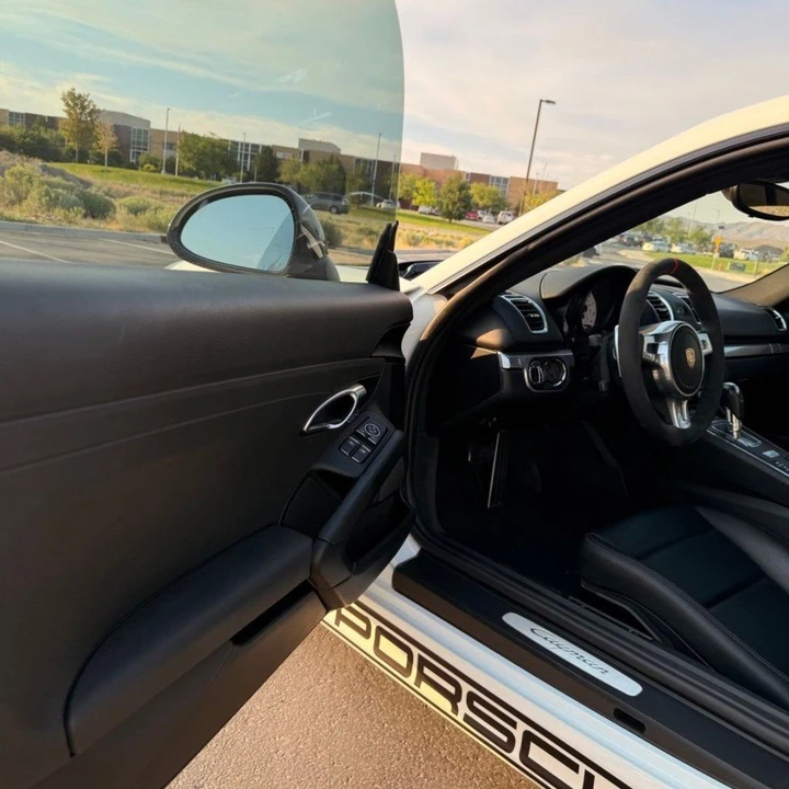 2016 Porsche 981 Cayman - Image 14 of 20