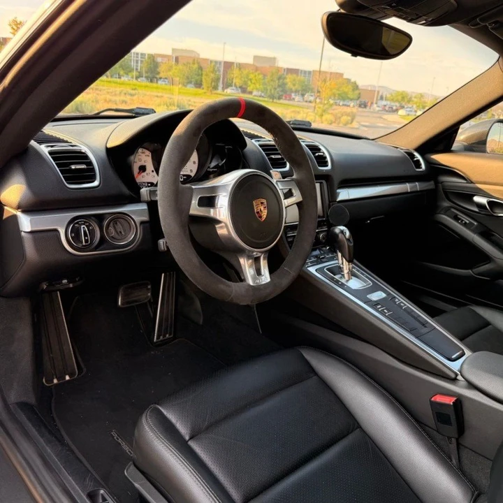 2016 Porsche 981 Cayman - Image 15 of 20