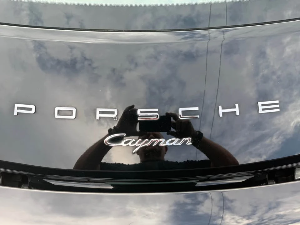 2016 Porsche 981 Cayman - Image 18 of 19