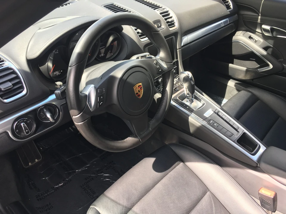 2016 Porsche 981 Cayman - Image 9 of 13