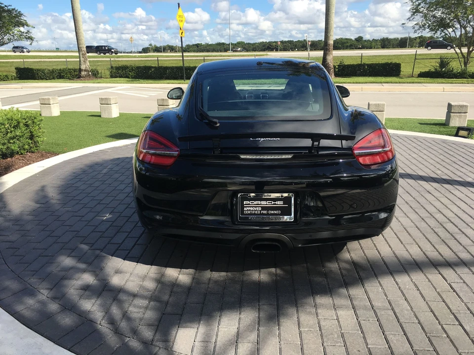 2016 Porsche 981 Cayman - Image 6 of 13