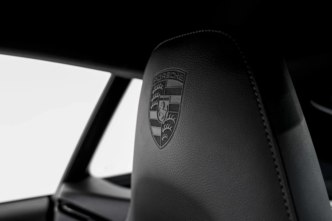 2016 Porsche 981 Cayman - Image 19 of 21