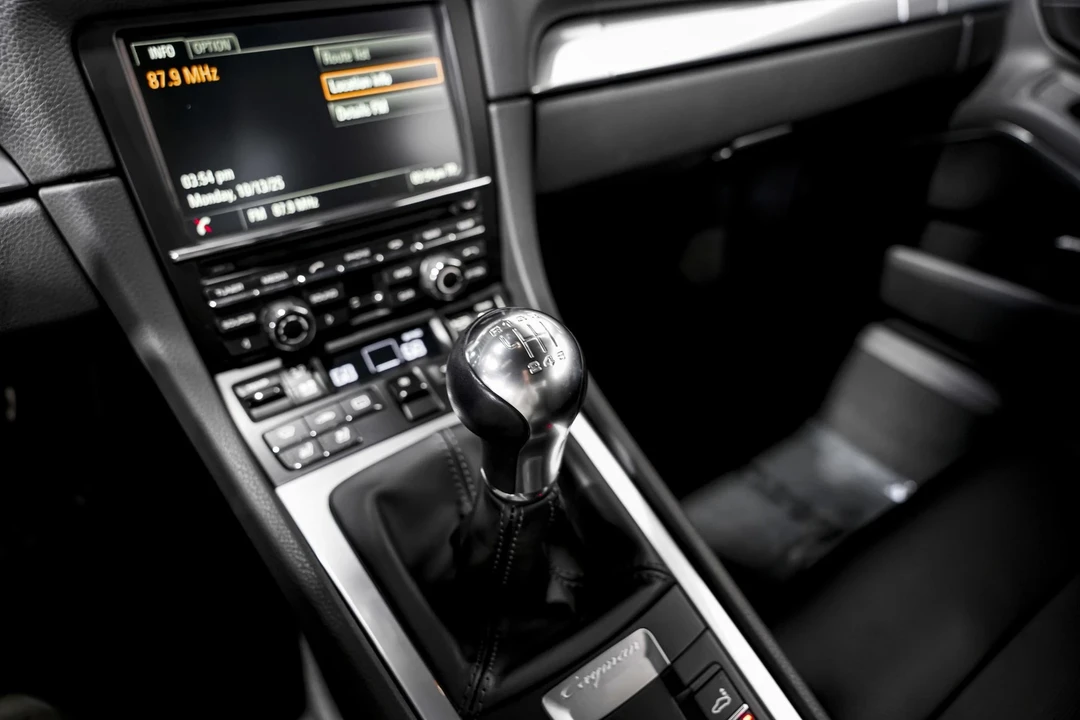 2016 Porsche 981 Cayman - Image 14 of 21
