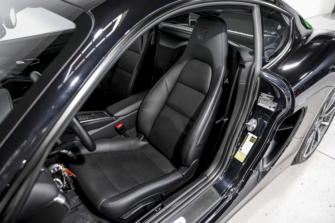 2016 Porsche 981 Cayman - Image 21 of 21