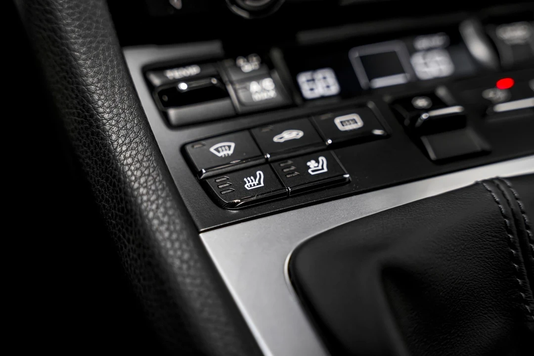 2016 Porsche 981 Cayman - Image 13 of 21