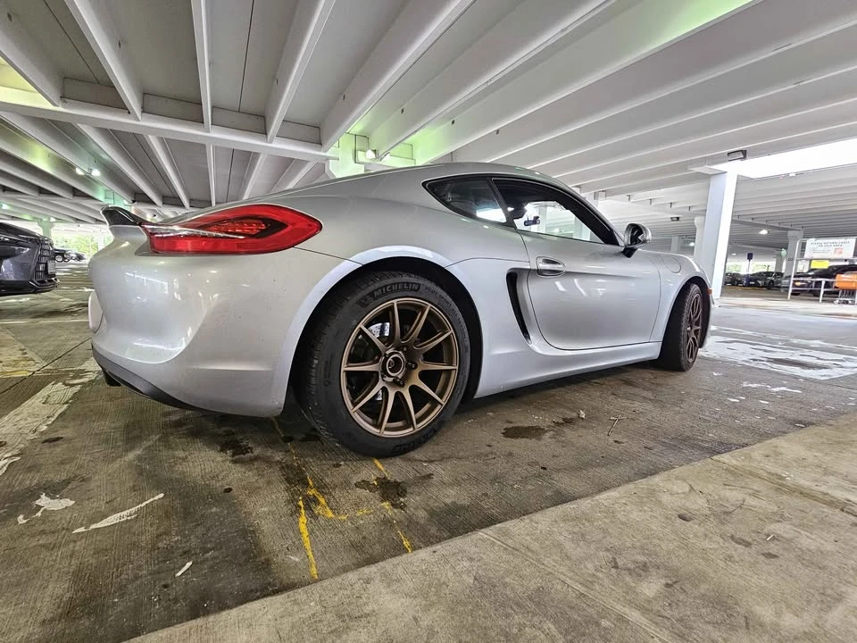 2016 Porsche 981 Cayman - Image 2 of 16