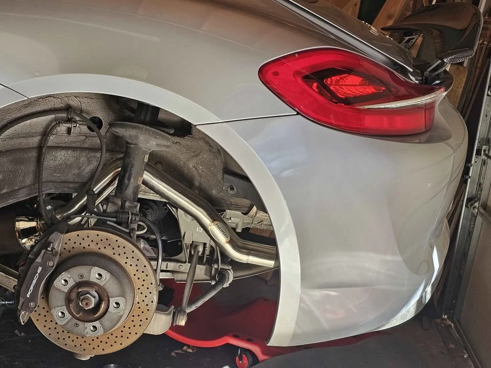 2016 Porsche 981 Cayman - Image 9 of 16