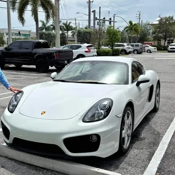 2016 Porsche Cayman