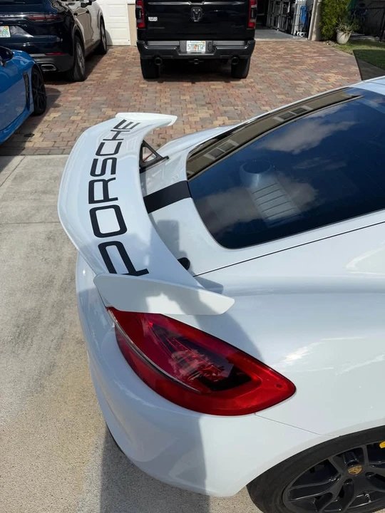 2016 Porsche 981 Cayman - Image 5 of 14