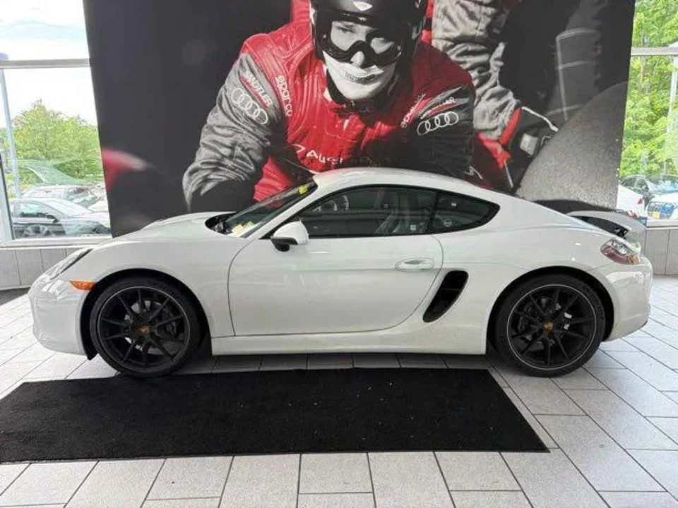2016 Porsche 981 Cayman - Image 7 of 14